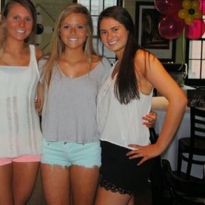 Meet your Posher, Olivia